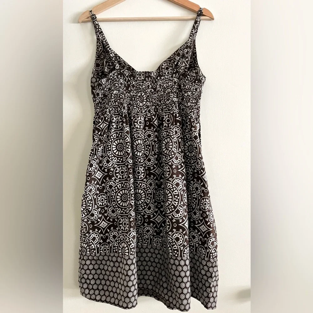 Y2K Tommy Hilfiger Patterned Brown and White Spaghetti Strap Dress w/ Pockets XL - Picture 5 of 10